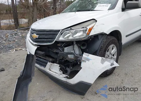 2017 Chevrolet Traverse Ls z USA, uszkodzony, nr VIN 1GNKRFED3HJ249256